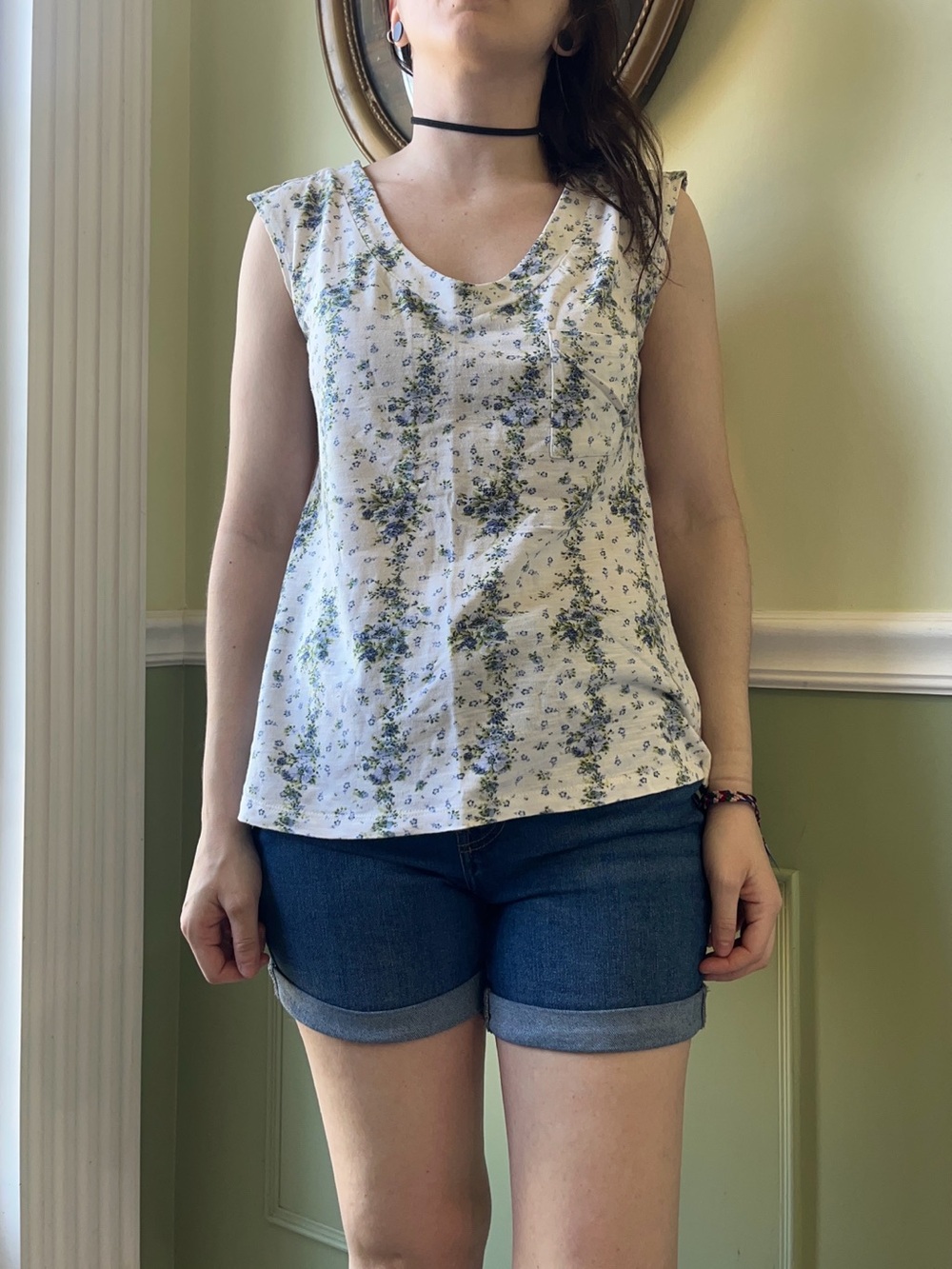 Mossimo Y2K floral pocket tank top